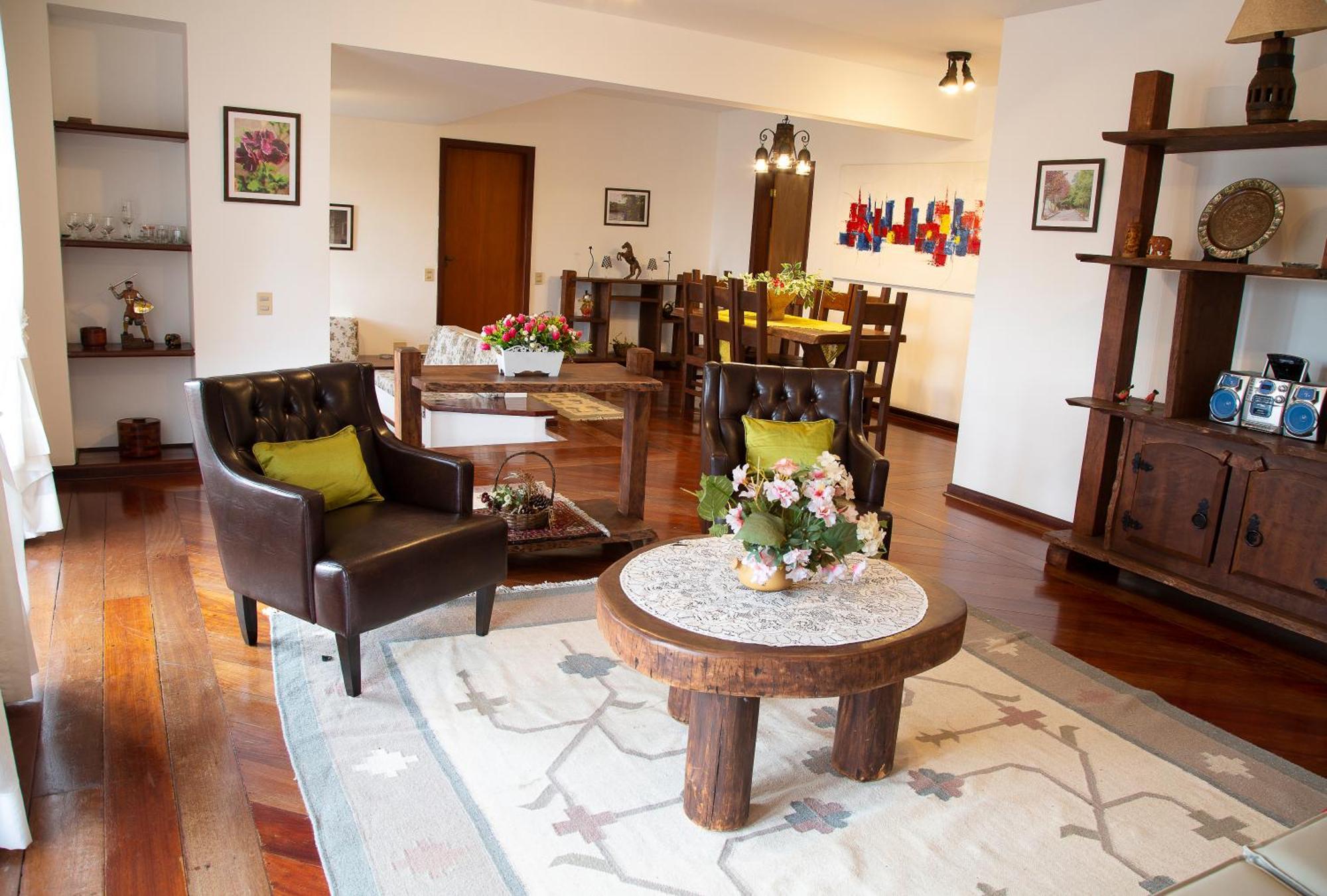 Apartamento Para Temporada No Alto Do Capivari Campos do Jordao Room photo